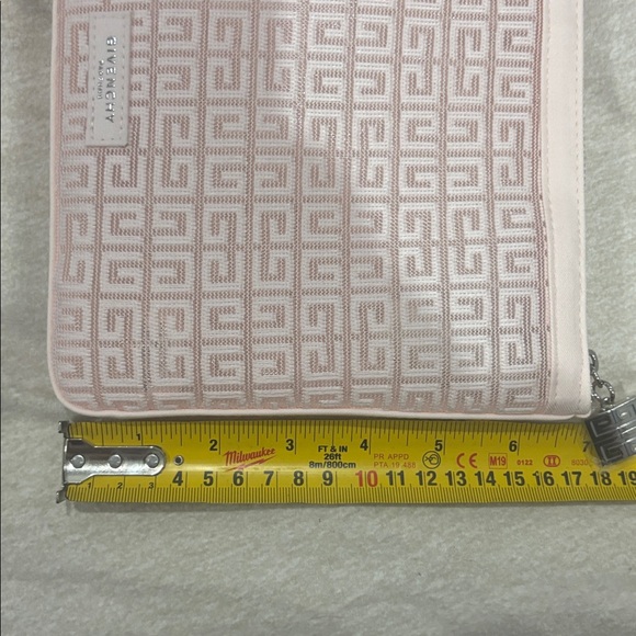 Givenchy Light Pink Patterned Cosmetic Pouch Case - Picture 4 of 5